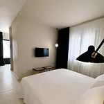 Quomorari Frühstückspension 4*