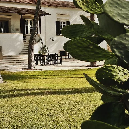 Alojamento de Acomodação e Pequeno-almoço Quomorari Barletta